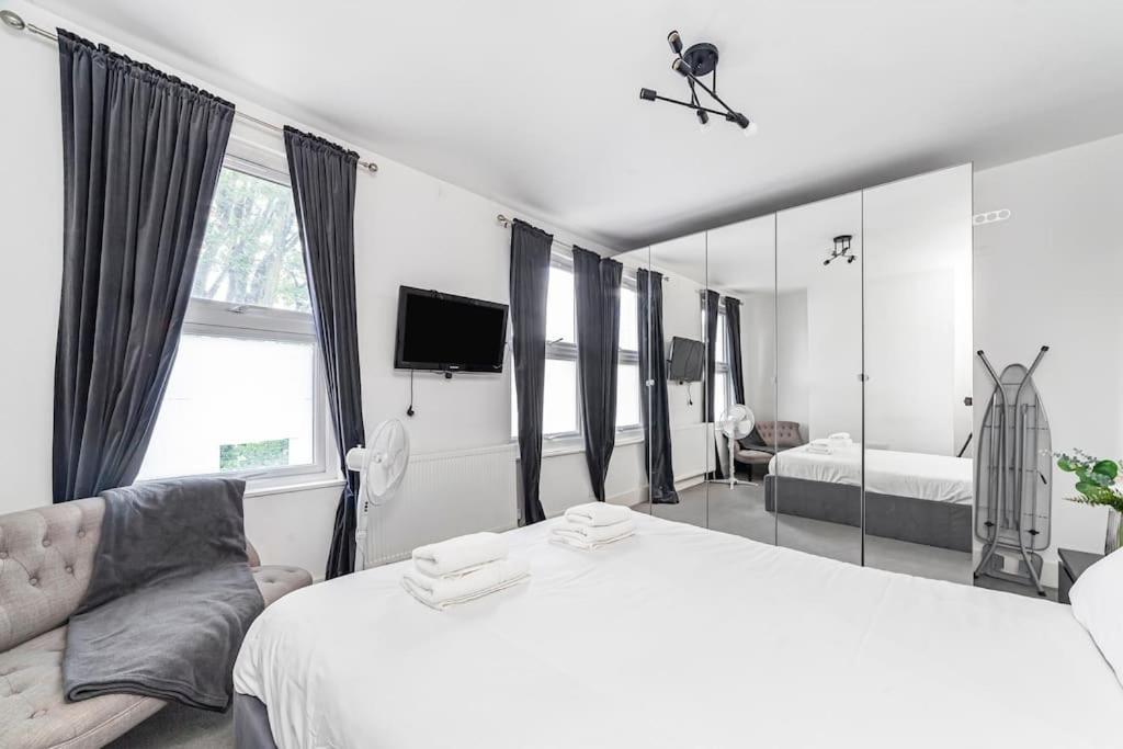 Appartement Spacious & Chic 3-bed House Near Central Londen