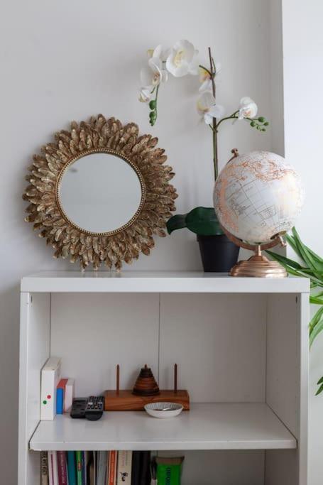Spacious & Chic 3-bed House Near Appartement